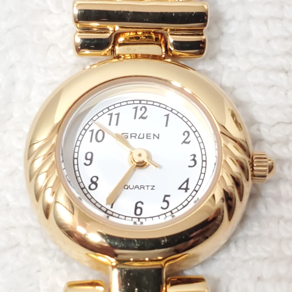 Vintage Gruen Women’s Gold Tone Quartz Watch Stainless Steel White Dial